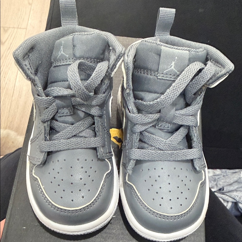 Jordan Sneakers